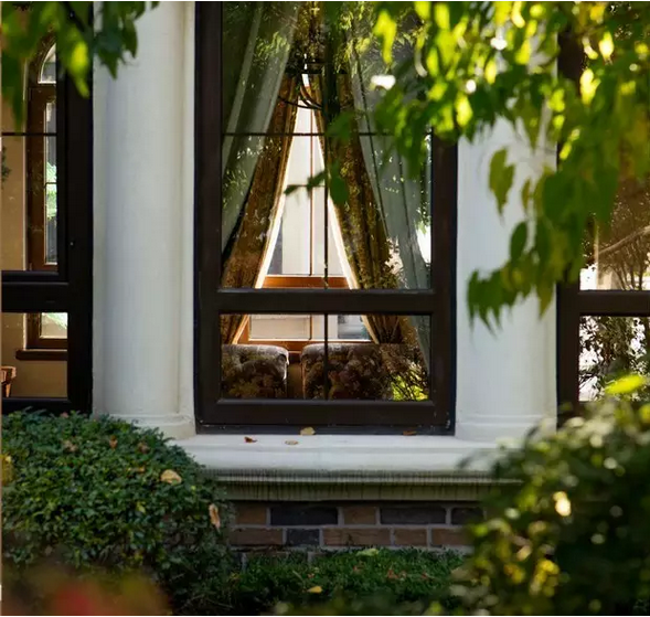 鋁合窗設(shè)計(jì)