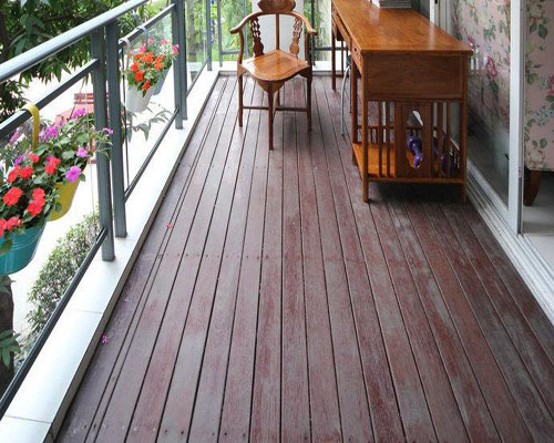 傳統(tǒng)玻璃欄板