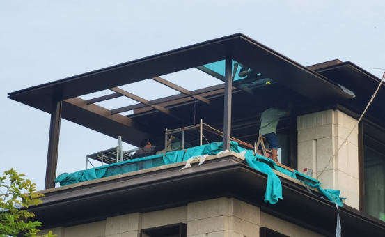 鋼結(jié)構(gòu)陽(yáng)光房